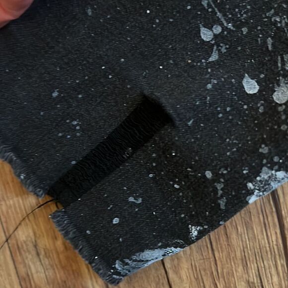 Size 26 Black Custom Upcycled Paint Splatter Levi’s Skinny Jeans - Picture 3 of 6